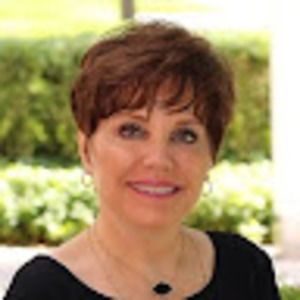 Meet your Posher, Denise